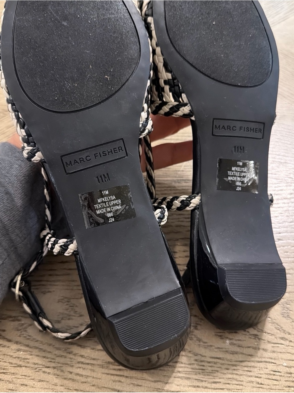 NEW Marc Fisher Kelysa Woven Slingback Pointy Flats in black and white size 11 - Picture 3 of 5